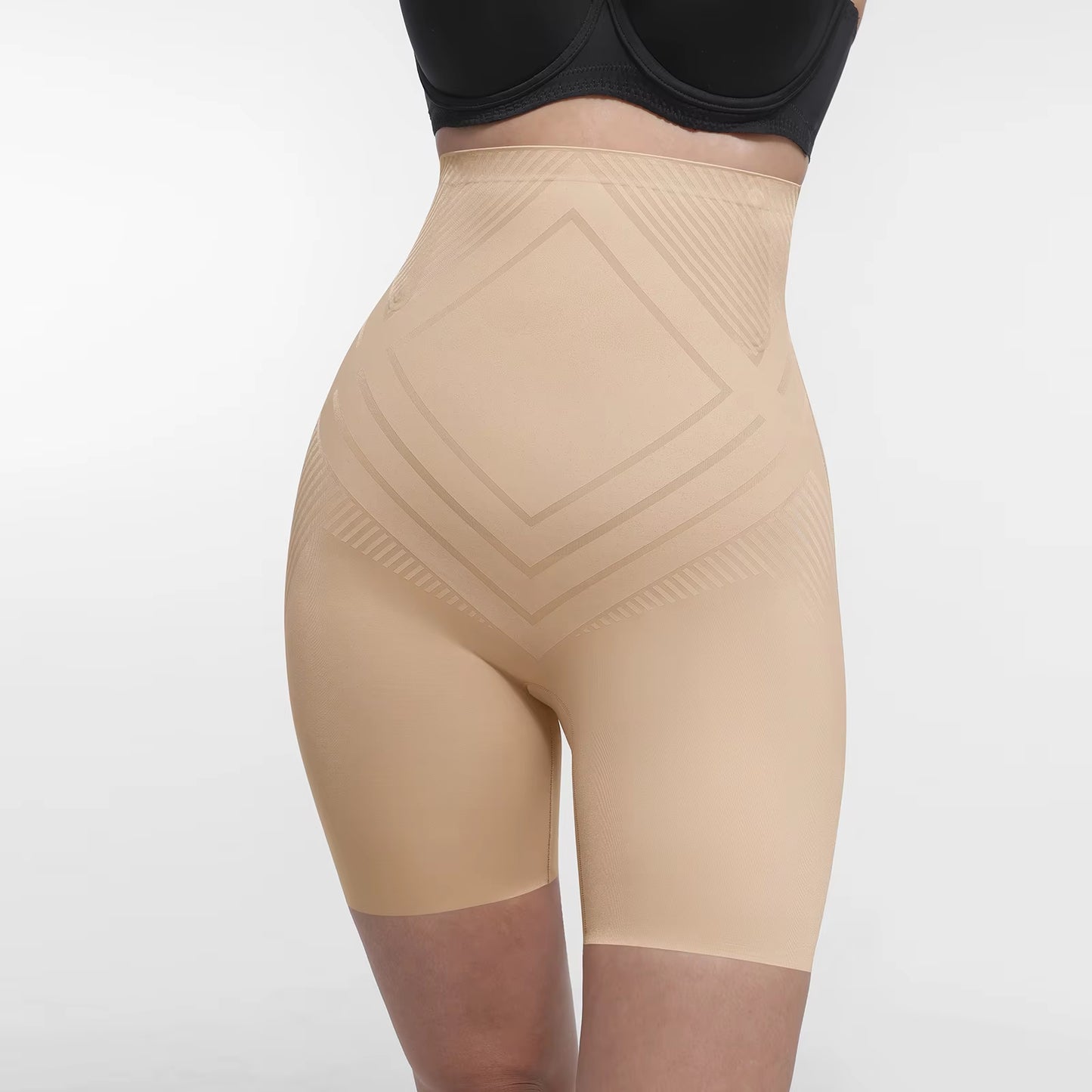 Curvara SmoothLift™ High-Waisted Mid Thigh Short